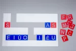 Dvi raidžių stotelės BE abėcėlės rinkinio